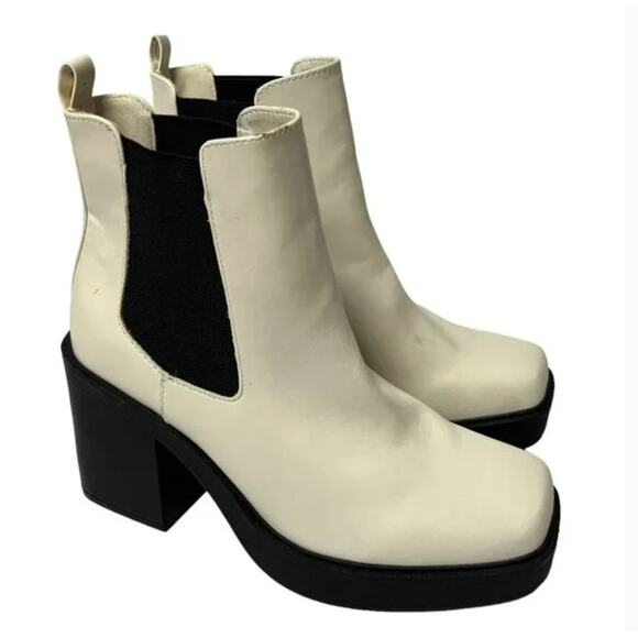 MIA Luda Chelsea Heel Boots 11 White NWT Chunky Block Ankle Vegan Leather Y2K - Picture 1 of 5